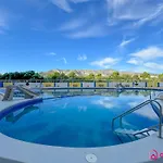 Mar De La Concha 아파트